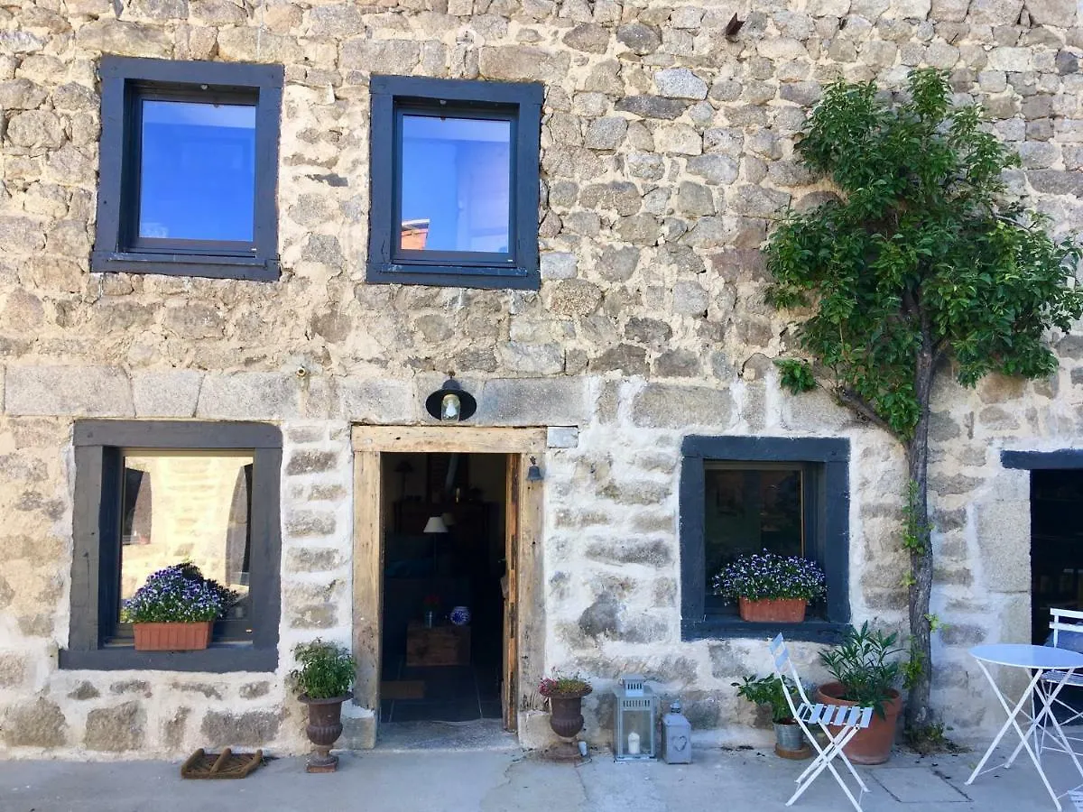 La Source D'En Haut Valcivieres Guest house